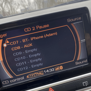 Stream music via Bluetooth / AUX interface for Audi MMI 2G